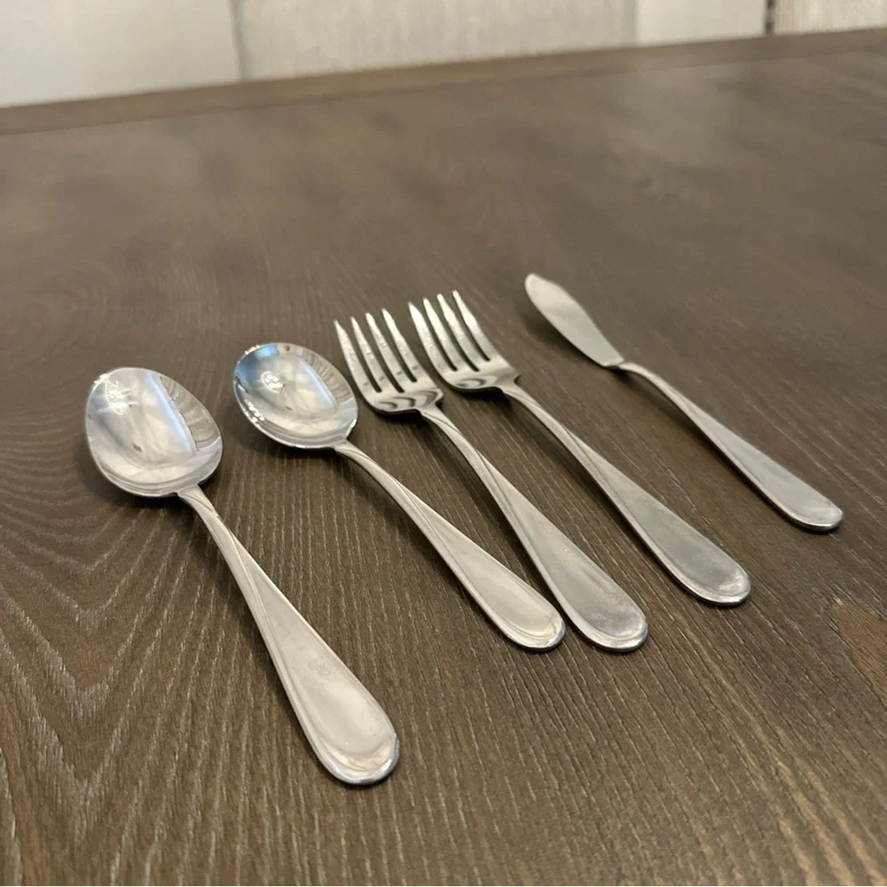 Oneida FLIGHT RELIANCE Stainless Lot Of 5 Flatware‎ Forks Spoons Spreader